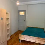 Rent a room in lisbon