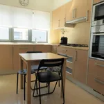 Rent 3 bedroom apartment in Lisbon