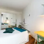 Rent a room of 177 m² in milan