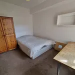 Rent 5 bedroom house in Manchester