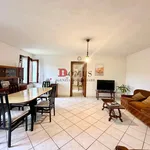 Rent 4 bedroom house of 177 m² in Sustinente