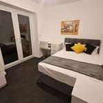 Rent 5 bedroom house in South West England