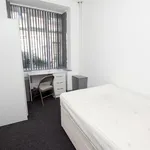 Rent 3 bedroom apartment in West Midlands