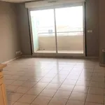 Rent 3 bedroom apartment of 61 m² in Marseille