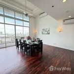 Rent 4 bedroom house of 350 m² in Bangkok