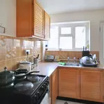 Rent 2 bedroom flat in Uxbridge