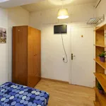 Rent 6 bedroom apartment in Barcelona