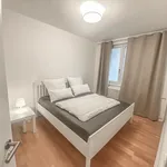 Miete 3 Schlafzimmer wohnung von 70 m² in Berlin