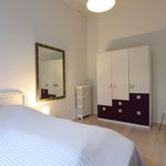 Miete 2 Schlafzimmer wohnung von 32 m² in Düsseldorf