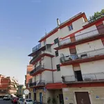 Rent 4 bedroom apartment of 100 m² in Roma