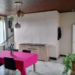 Maison de 500 m² avec 4 chambre(s) en location à Spermalie