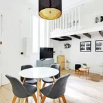 Rent 1 bedroom apartment of 200 m² in Paris