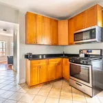 Rent 3 bedroom apartment in Chicago