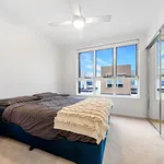 Rent 3 bedroom house in Robina