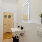 Rent 1 bedroom apartment of 38 m² in Berlin