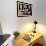 Rent a room of 156 m² in Paris