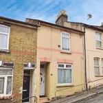 Terraced house to rent in Gordon Road, Chatham ME4