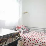 Rent a room of 85 m² in valencia