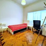 Rent a room in lisbon