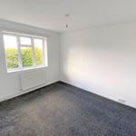 Rent 3 bedroom flat in West Midlands