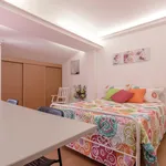 Rent 5 bedroom apartment in Lisbon