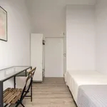 Rent a room in porto