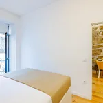 Rent 1 bedroom apartment of 40 m² in Porto