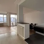 Appartement de 90 m² avec 3 chambre(s) en location à Aubenas