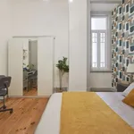 Rent a room in lisbon