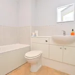 Rent 2 bedroom apartment in Reigate