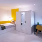 Rent 8 bedroom apartment in Valencia