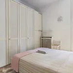 Rent a room in milan