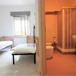 Rent 5 bedroom apartment of 122 m² in Aci Castello