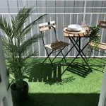 Rent 4 bedroom apartment in Barcelona