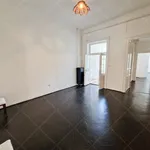 Rent 4 bedroom apartment of 136 m² in Budapest