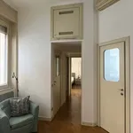 Rent 2 bedroom apartment of 65 m² in Milan