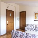 Rent 2 bedroom apartment of 75 m² in rome