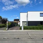 Maison de 428 m² avec 3 chambre(s) en location à Sijsele