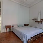 Rent a room in lisbon