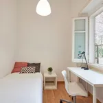 Rent 12 bedroom apartment in Lisbon