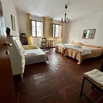 Rent 4 bedroom apartment of 90 m² in FIRENZE