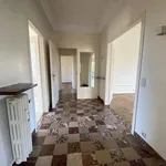 Huur 3 slaapkamer appartement in UCCLE