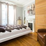 Appartement de 62 m² avec 3 chambre(s) en location à Paris