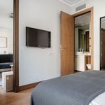 Appartement de 51 m² avec 3 chambre(s) en location à Paris