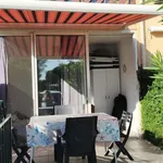 Appartement de 20 m² avec 1 chambre(s) en location à La Londe-les-Maures