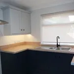 Rent 3 bedroom house in Tameside