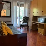 Rent 3 bedroom apartment of 104 m² in Roma