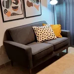 Rent 1 bedroom apartment of 484 m² in Valencia