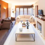 Rent 6 bedroom house of 1800 m² in Marbella