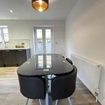 Rent 3 bedroom flat in Calderdale